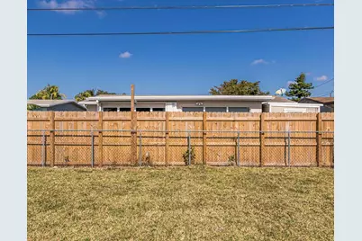8451 NW 25th Court, Sunrise, FL 33322 - Photo 31