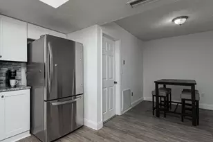 8451 NW 25th Ct, Sunrise, FL 33322 - Photo 17
