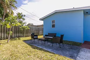 8451 NW 25th Ct, Sunrise, FL 33322 - Photo 25