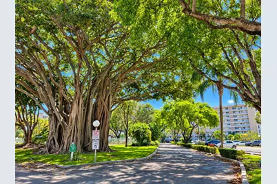 2671 S Course Drive #105, Pompano Beach, FL 33069 - Photo 15
