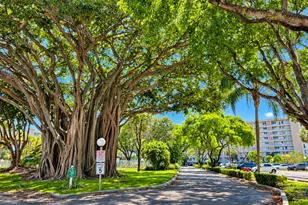 2671 S Course Dr, Pompano Beach, FL 33069 - Photo 15