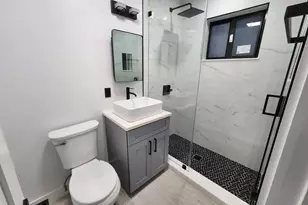 2041 NE 56th St, Fort Lauderdale, FL 33308 - Photo 3