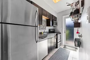 2225 NE 14th Ave, Wilton Manors, FL 33305 - Photo 3