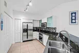 225 NE 1st St, Delray Beach, FL 33444 - Photo 11