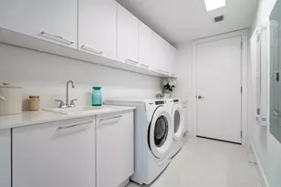 100 E Las Olas Blvd, Fort Lauderdale, FL 33301 - Photo 25