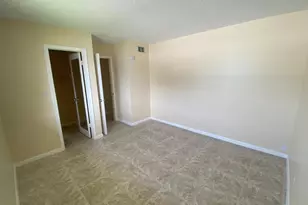 1020 Crystal Lake Dr, Deerfield Beach, FL 33064 - Photo 7