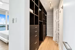 400 Alton Rd, Miami Beach, FL 33139 - Photo 27