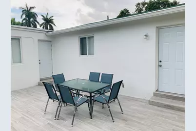 401 SW 6th Avenue #1, Hallandale Beach, FL 33009 - Photo 11