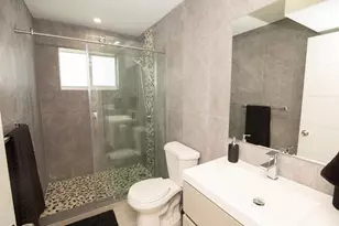 401 SW 6th Ave, Hallandale Beach, FL 33009 - Photo 9