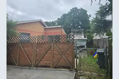 4758 Clinton Boulevard, Lake Worth, FL 33463 - Photo 3