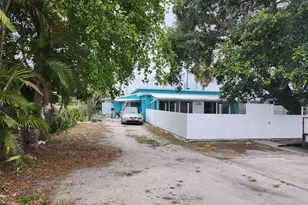 119 S Price Street S, Lake Worth, FL 33461 - Photo 1