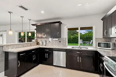 9041 NW 27th Place, Coral Springs, FL 33065 - Photo 21