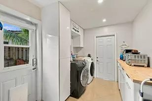 9041 NW 27th Pl, Coral Springs, FL 33065 - Photo 25