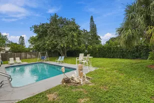 9041 NW 27th Pl, Coral Springs, FL 33065 - Photo 43