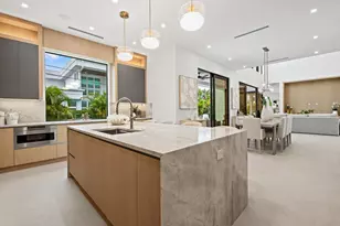 2737 NE 18th St, Fort Lauderdale, FL 33305 - Photo 15