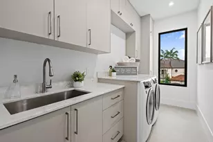 2737 NE 18th St, Fort Lauderdale, FL 33305 - Photo 59