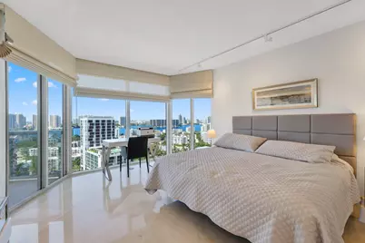 17555 Collins Avenue #2106, Sunny Isles Beach, FL 33160 - Photo 37