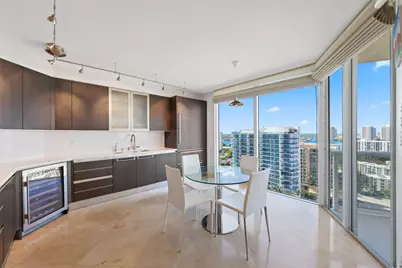 17555 Collins Avenue #2106, Sunny Isles Beach, FL 33160 - Photo 11