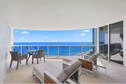 17555 Collins Avenue #2106, Sunny Isles Beach, FL 33160 - Photo 25