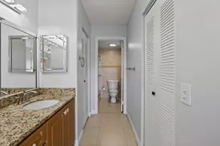 1251 SW 125th Ave, Pembroke Pines, FL 33027 - Photo 17