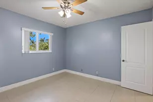 1251 SW 125th Ave, Pembroke Pines, FL 33027 - Photo 9