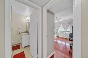 301 N Pine Island Rd, Plantation, FL 33324 - Photo 45