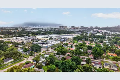 1385 NE 131st Street, North Miami, FL 33161 - Photo 5