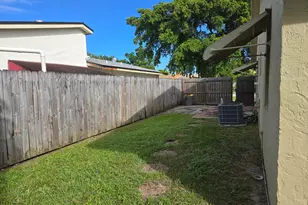 6132 SW 4th St, Margate, FL 33068 - Photo 21