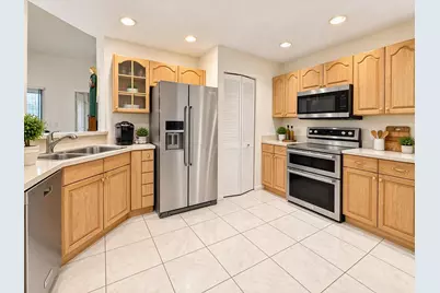 25 Centennial Court, Deerfield Beach, FL 33442 - Photo 7
