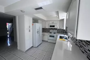 7918 Kimberly Blvd, North Lauderdale, FL 33068 - Photo 7