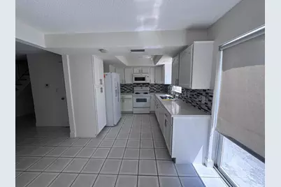 7918 Kimberly Boulevard #304, North Lauderdale, FL 33068 - Photo 5