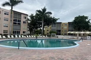 2841 Somerset Dr, Lauderdale Lakes, FL 33311 - Photo 35