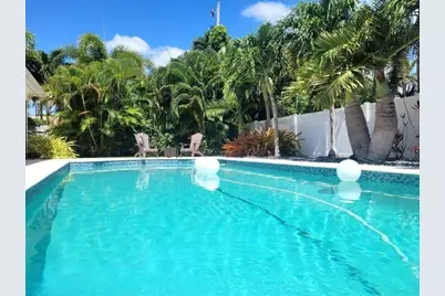 1150 Emerald Lane, Singer Island, FL 33404 - Photo 13