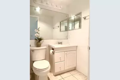 137 Coventry F, West Palm Beach, FL 33417 - Photo 33
