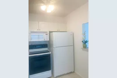 137 Coventry F, West Palm Beach, FL 33417 - Photo 15