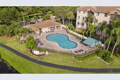4400 NW 30th Street #424, Coconut Creek, FL 33066 - Photo 5