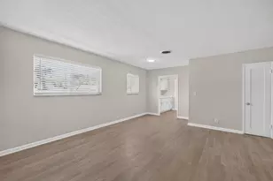 3231 NE 7th Ave, Pompano Beach, FL 33064 - Photo 7