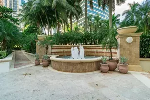 347 N New River Dr E, Fort Lauderdale, FL 33301 - Photo 21