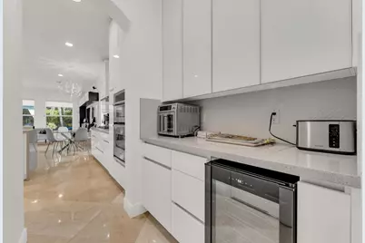 12075 NW 81st Court, Parkland, FL 33076 - Photo 17