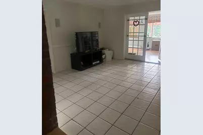 551 NW 99th Way, Pembroke Pines, FL 33024 - Photo 7