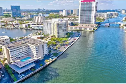 111 Golden Isles Drive #D2, Hallandale Beach, FL 33009 - Photo 25