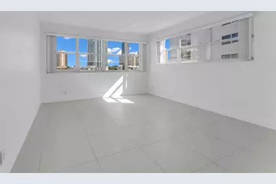 111 Golden Isles Drive #D2, Hallandale Beach, FL 33009 - Photo 13