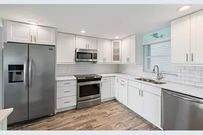 3040 Lake Shore Drive #903, Riviera Beach, FL 33403 - Photo 11