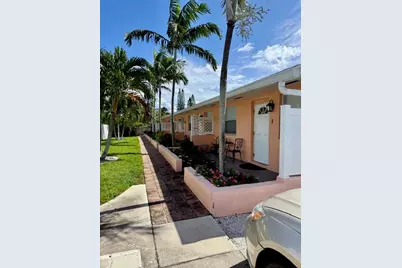 920 N J Street #4, Lake Worth, FL 33460 - Photo 1