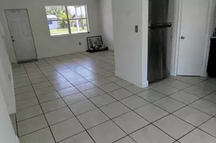 330 NW 38th St, Deerfield Beach, FL 33064 - Photo 5