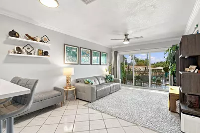 2201 SE 9th Street #207, Pompano Beach, FL 33062 - Photo 9