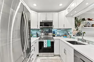 2201 SE 9th St, Pompano Beach, FL 33062 - Photo 3