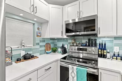 2201 SE 9th Street #207, Pompano Beach, FL 33062 - Photo 5