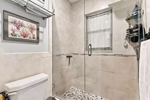2201 SE 9th St, Pompano Beach, FL 33062 - Photo 23