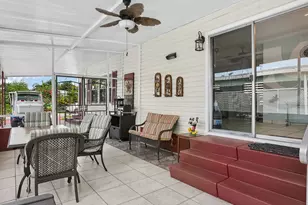 1891 SW 84th Ave, Davie, FL 33324 - Photo 19